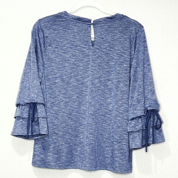 SKIES ARE BLUE Blue Gray Ruffle Sleeves Top Size Large - Picture 2 of 5